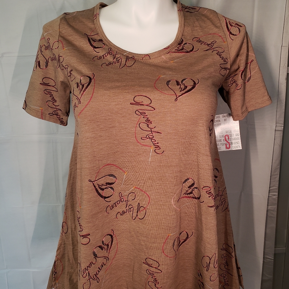 Heartbreaker lularoe perfect tee